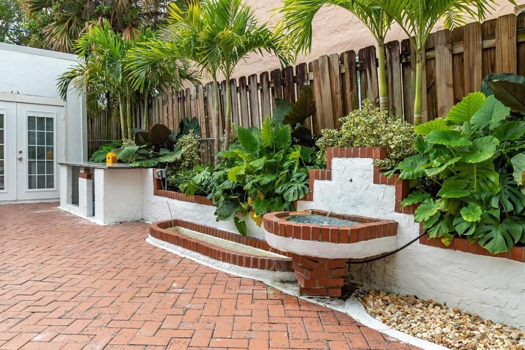شقة Garden Oasis In Flamingo Park غرب شاطئ بالم المظهر الخارجي الصورة